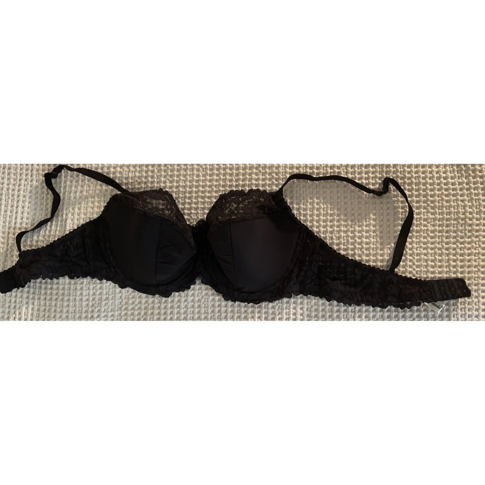 38C Bra Black Floral Scalopped lace Underwire Semi Padded Full Coverage Support